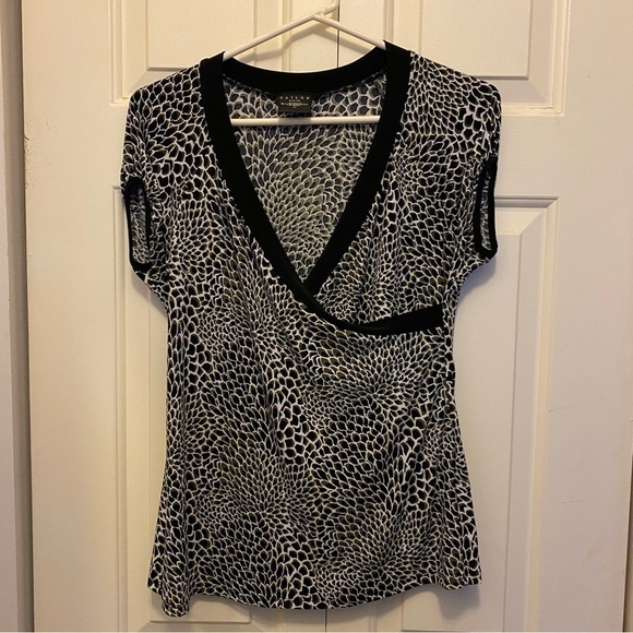 Tailor B. Moss Wrap Top Women’s Size Large - Picture 2 of 7